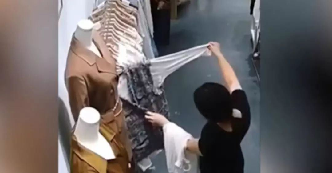 撕衣服撕内衣内裤游戏_撕掉她的衣服撕游戏_撕衣服游戏