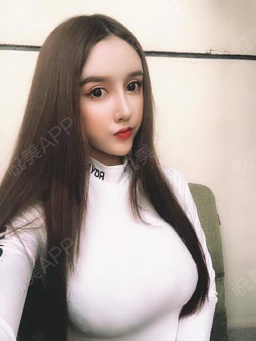 卖丰胸产品的话术一整套_卖丰胸产品犯法吗_美女丰胸后卖玉挣300万