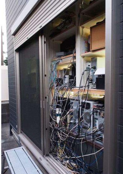 豪宅宅男靠游戏养娃_豪宅宅男靠游戏挣钱_宅男靠游戏豪宅