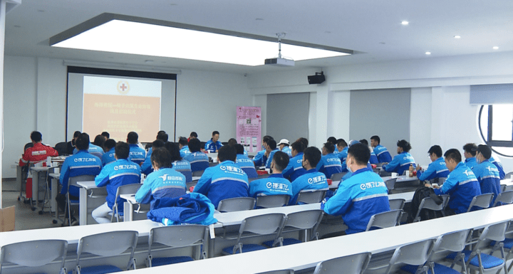 邀请饿了么新用户有什么奖励_饿了么邀请新人有礼在哪里_饿了么邀请新人在哪里