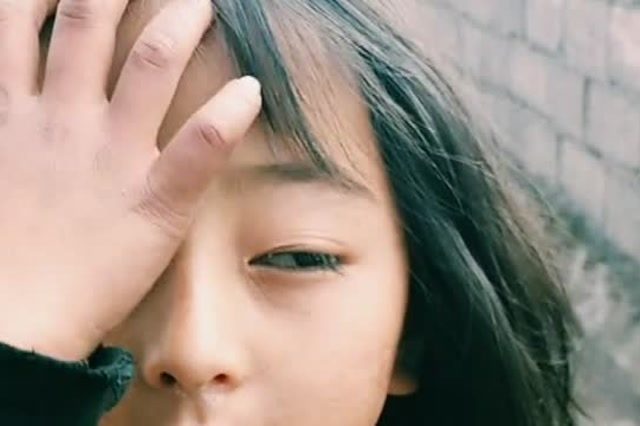妹妹生活费姐姐应该给吗_我和妹妹一起生活_妹妹生气