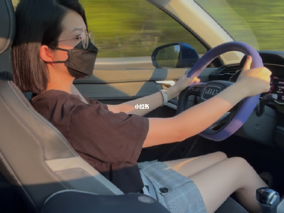 开车小游戏_开车小游戏单机游戏_开车的小游戏