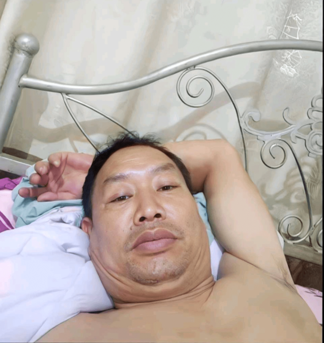 躺平摸鱼破解版内置FF菜单_躺平摸鱼_躺平摸鱼MOD作弊菜单