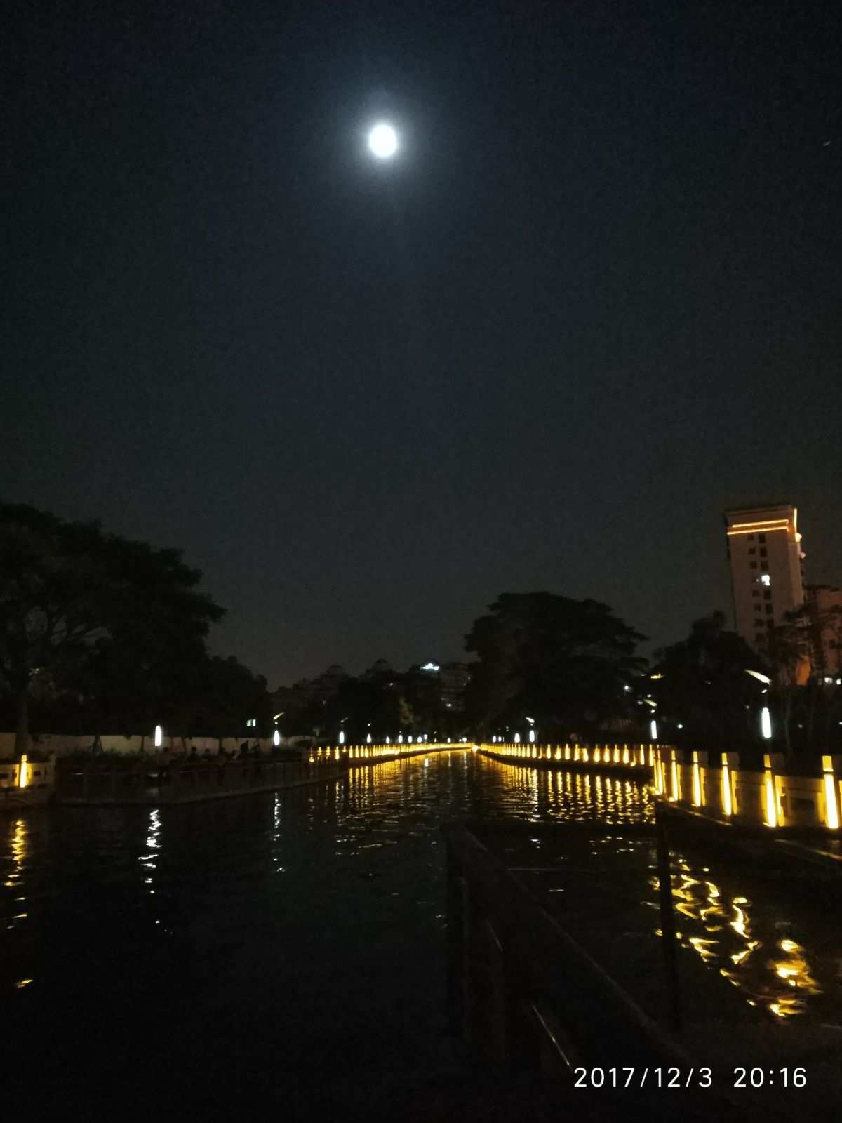 类似月夜响荡曲_月夜狂想曲_月夜响荡曲攻略