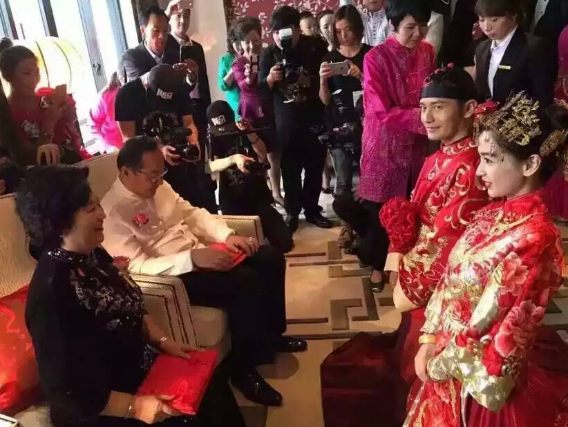 黄晓明婚礼礼单_黄晓明婚礼游戏手机_黄晓明婚礼策划