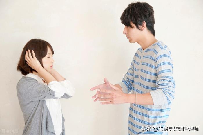 打老婆游戏_砸老婆手机犯法吗_老婆玩游戏砸手机怎么办
