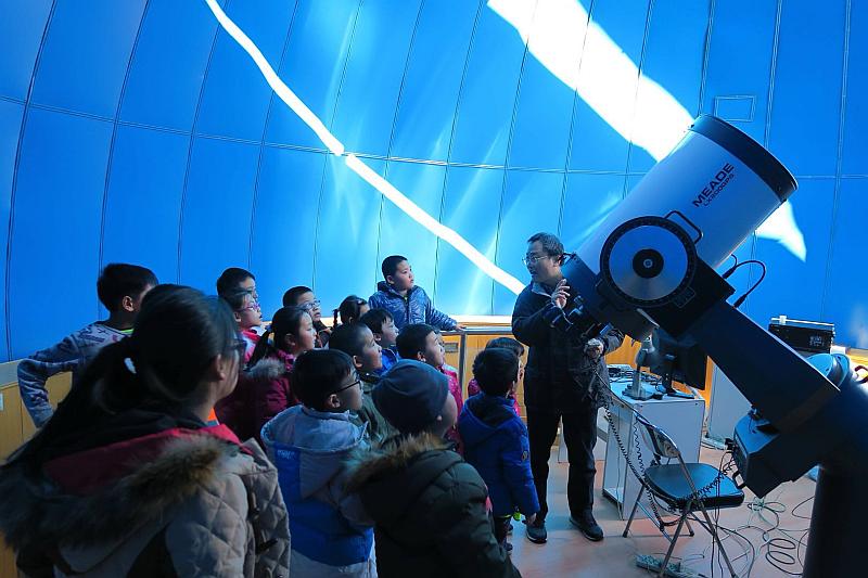 宇宙最强千元游戏手机版_宇宙最强之刃mod下载_宇宙最强之刃手机版