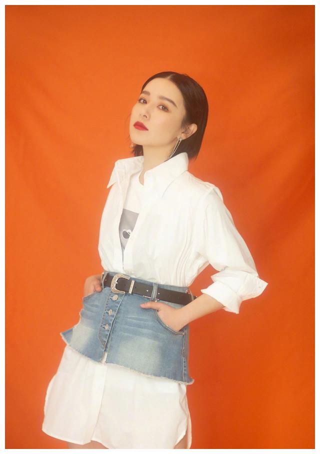 阚清子活动_阚清子游泳_阚清子手机玩游戏